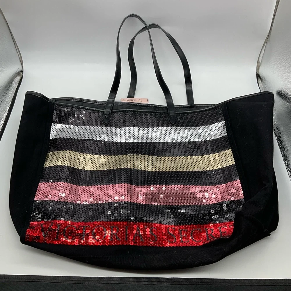 NWT VICTORIAS SECRET SEQUINS TOTE‎